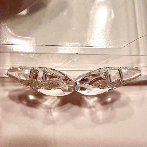 SWAROVSKI Angel Wings Crystal Ornament 0944874 - Picture 6 of 9